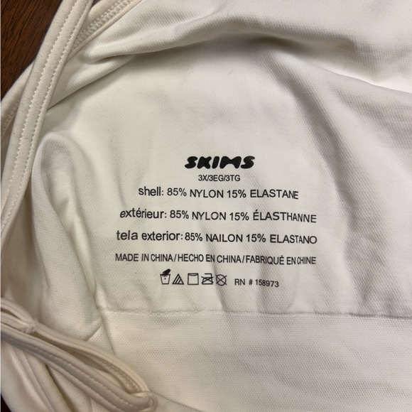Skims bralette - Picture 3 of 3